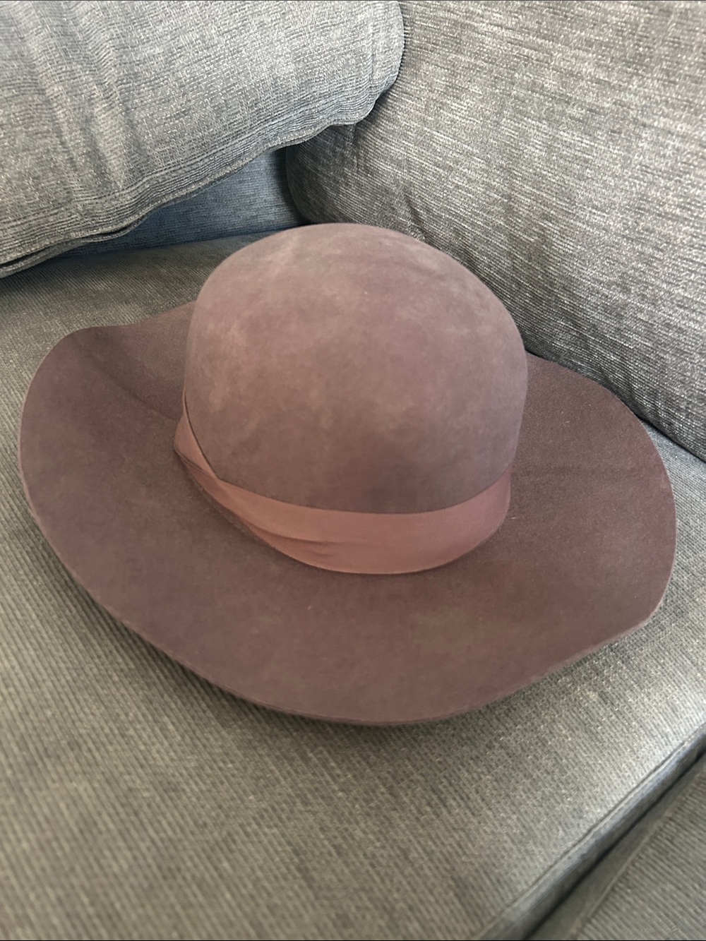Brixton Wide-Brim Fedora Hat in Mauve